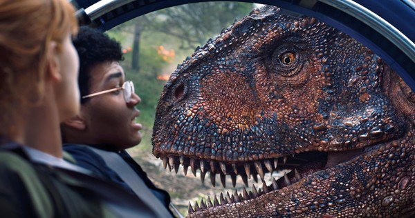 Jurassic-World-Fallen-Kingdom-Animatronic-Dinosaurs.jpg