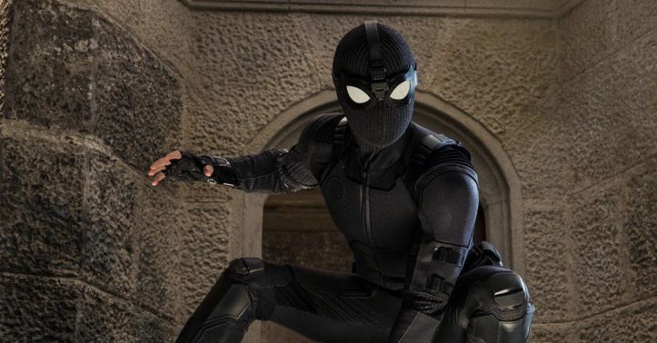 spider-man-far-from-home-insidetheshow-3